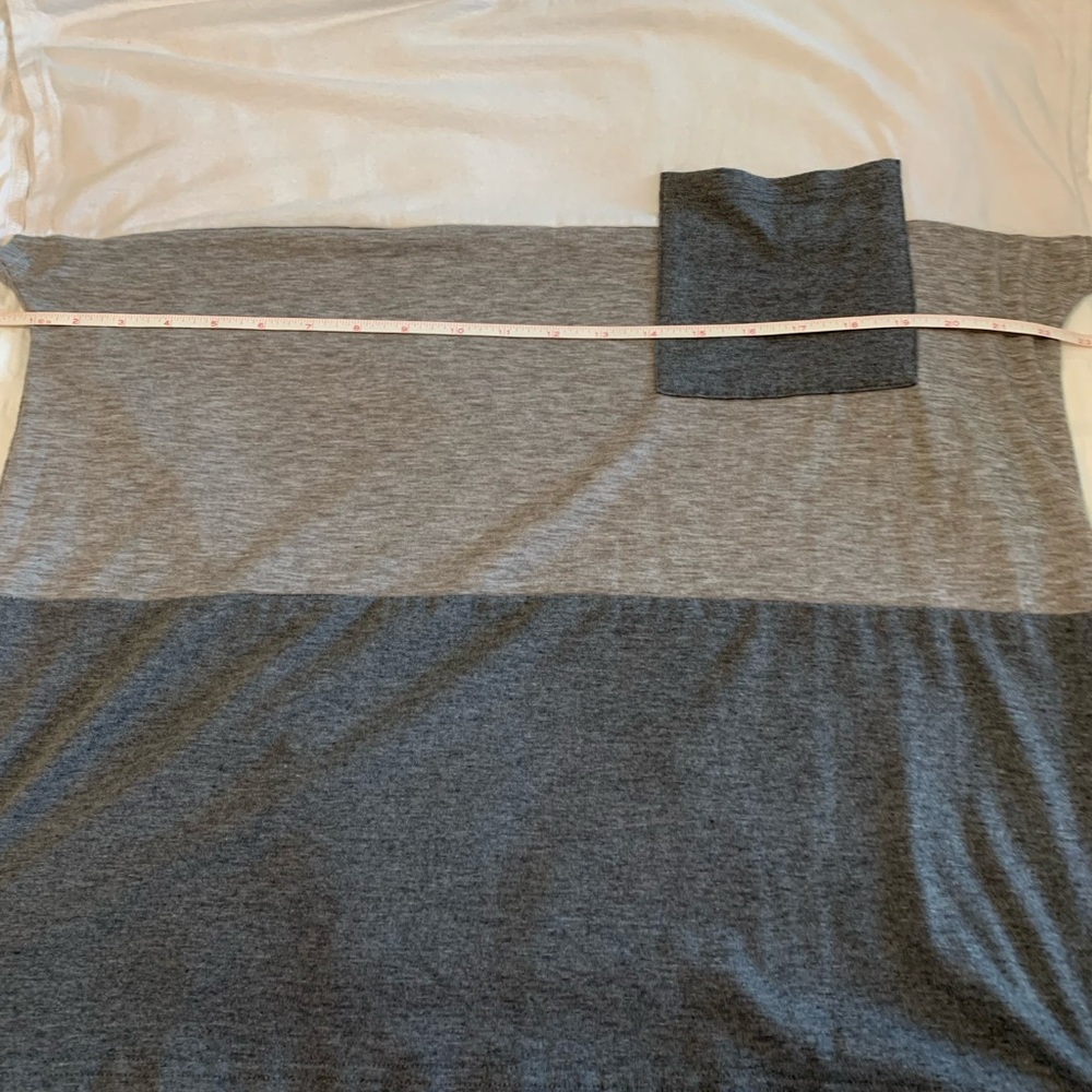 Color Block Tee - Picture 11 of 16